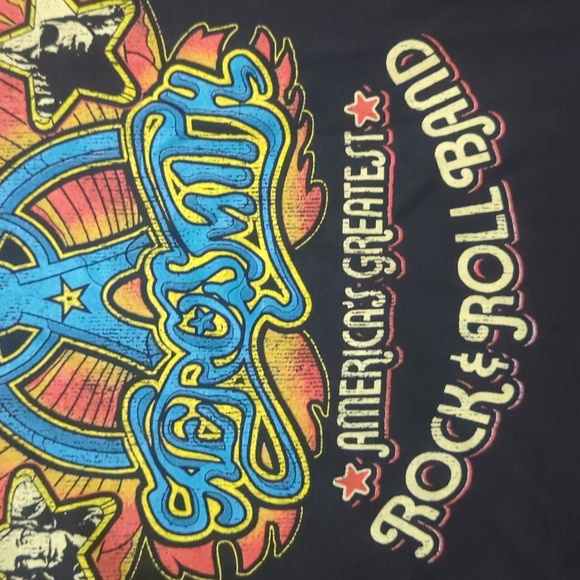 FOREVER 21 Aerosmith 1977 Rock Tour Graphic Tee ~ NWOT - Picture 6 of 9